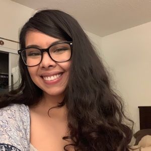 Meet your Posher, Karoline